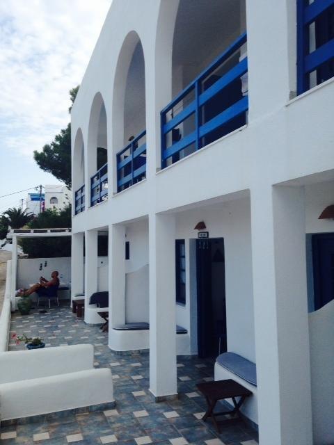 Hotel Katerina ปิโซ ลิวาดิ ภายนอก รูปภาพ